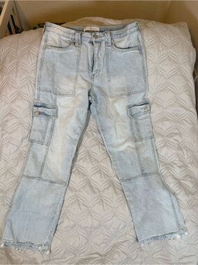 KanCan‎ Light Wash Cargo Y2K Raw Hem Jeans Size 9/28